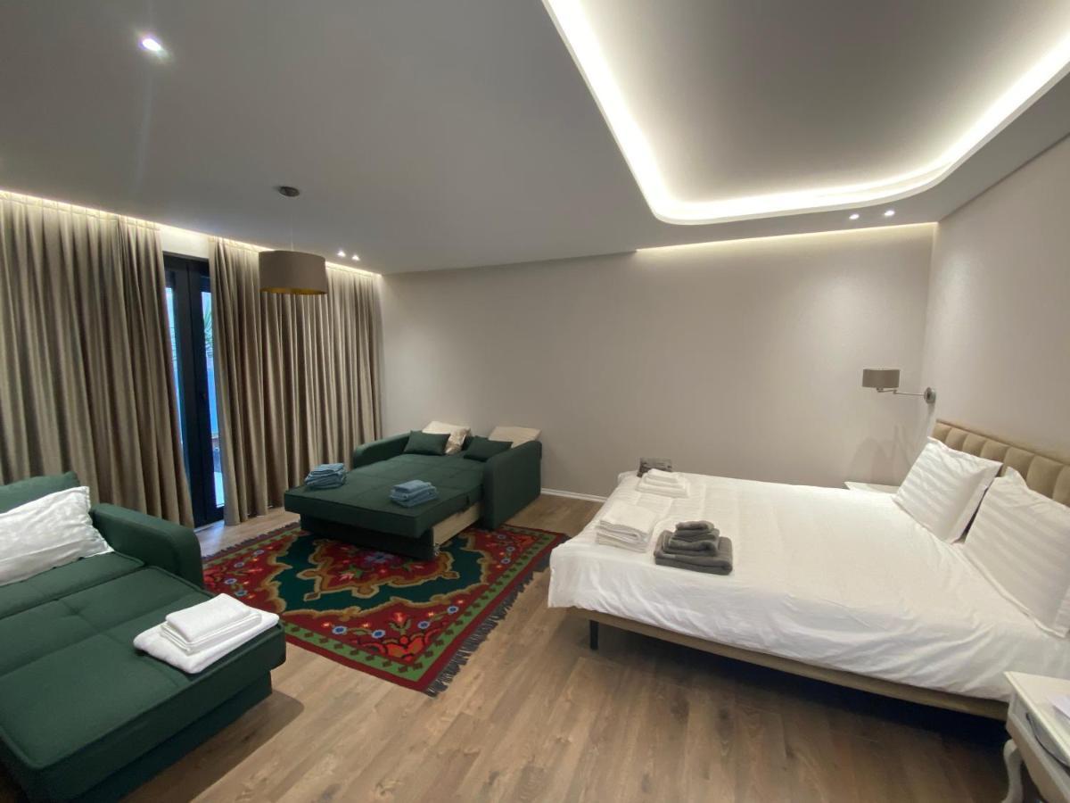 Vila-Amo, Suites&Rooms In Tirana Center Kültér fotó